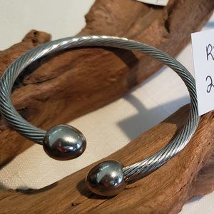 QRAY Wellness Bracelet